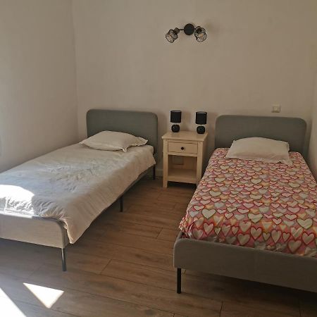 La Suite Du Beffroi Malaucène Exterior foto