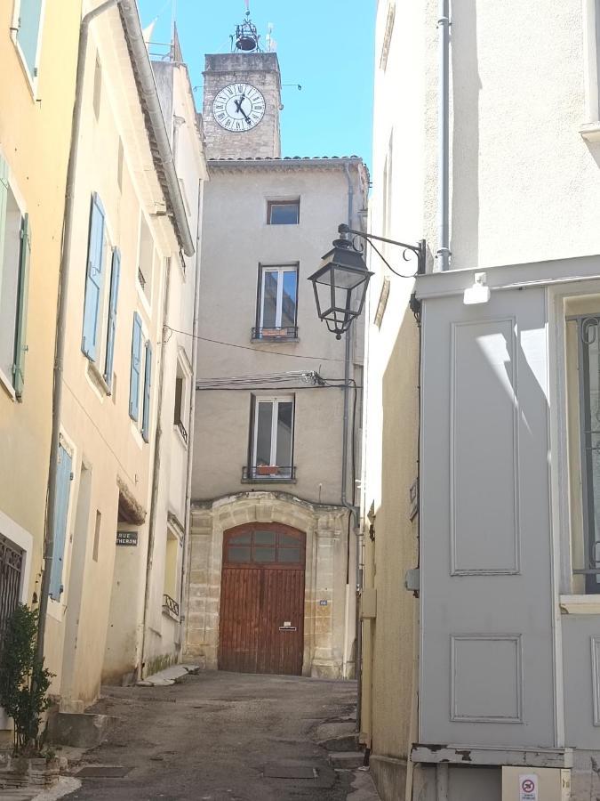 La Suite Du Beffroi Malaucène Exterior foto