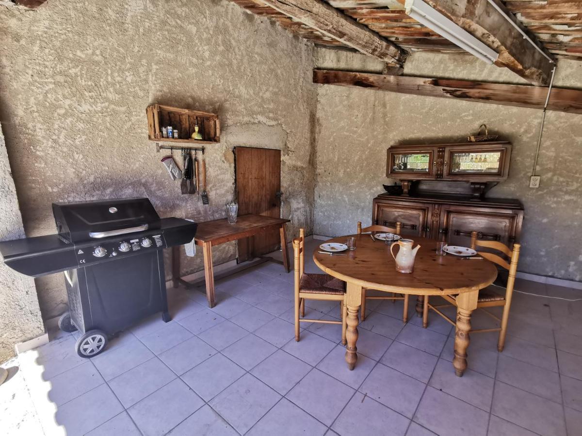La Suite Du Beffroi Malaucène Exterior foto